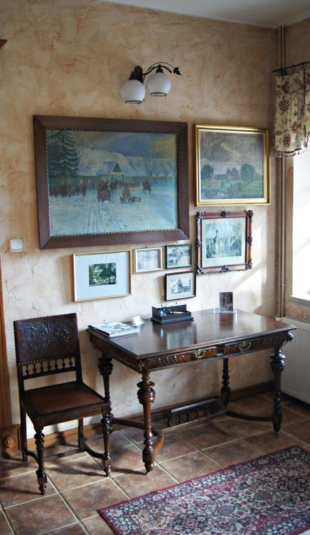 Dworek Pod Herbem Alloggio per agriturismo Gądkowice