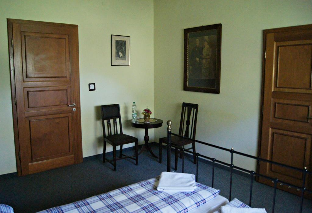 Dworek Pod Herbem Gądkowice