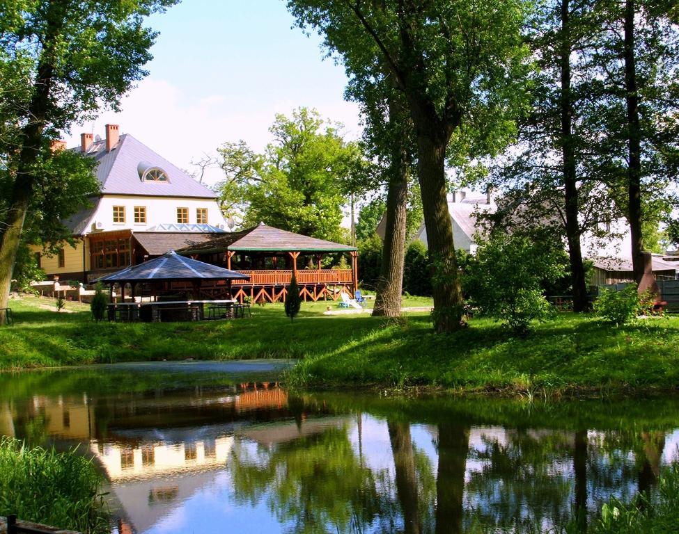 Alloggio per agriturismo Dworek Pod Herbem *